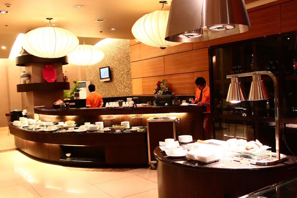 Iloilo Business Hotel Ngoại thất bức ảnh