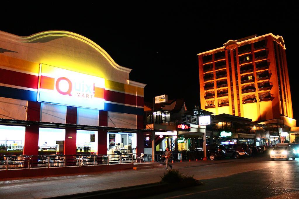 Iloilo Business Hotel Ngoại thất bức ảnh
