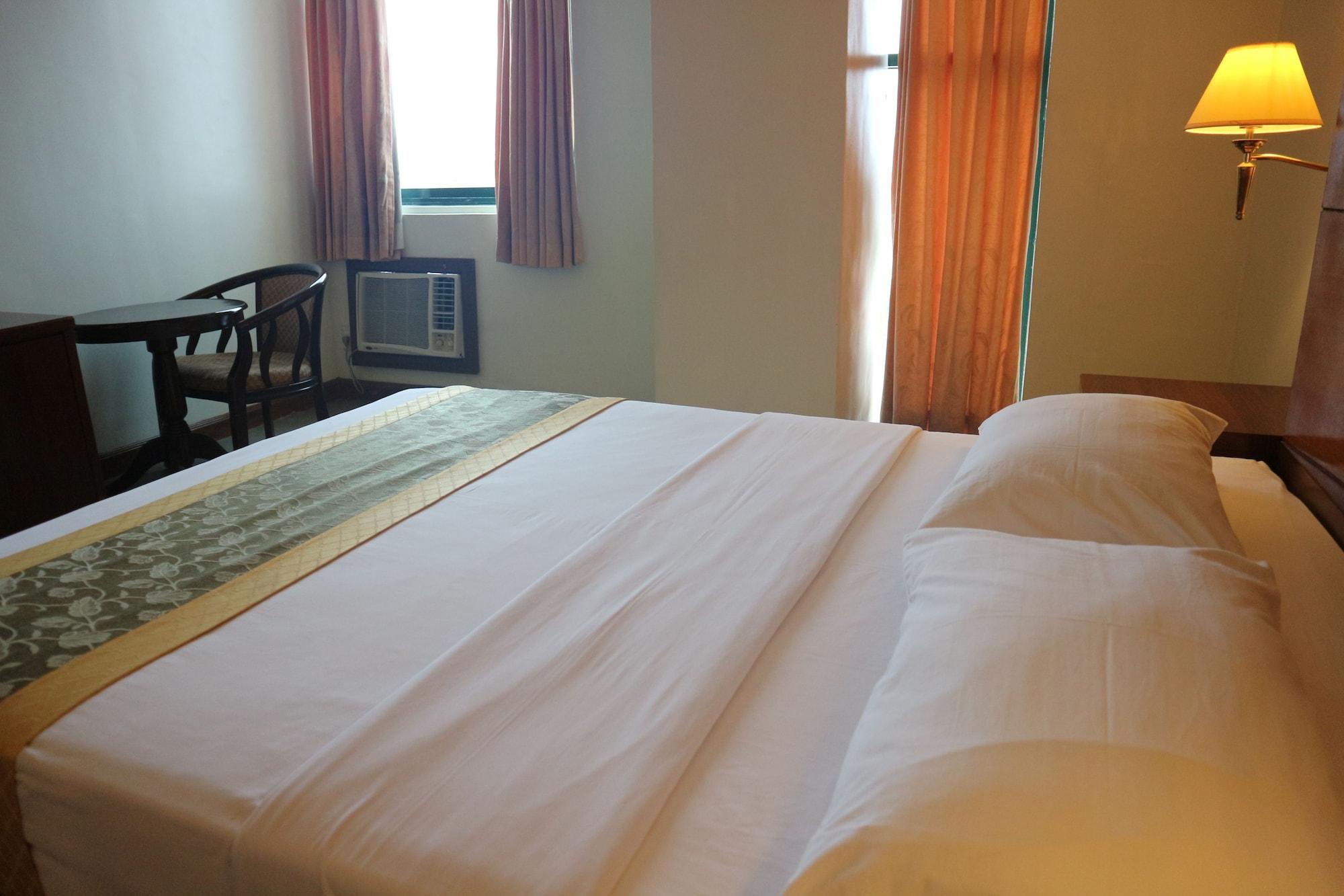 Iloilo Business Hotel Ngoại thất bức ảnh